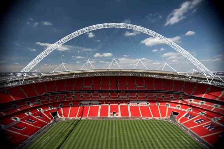 Οι 13 πόλεις που θα φιλοξενήσουν αγώνες του Euro 2020