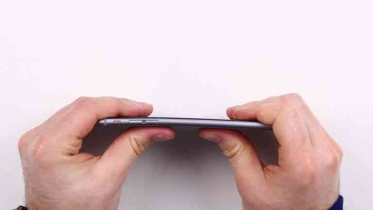 Η απάντηση της Apple για τα iPhone 6 που λυγίζουν