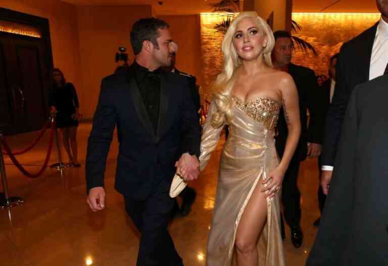 Αρραβωνιάστηκε η Lady Gaga