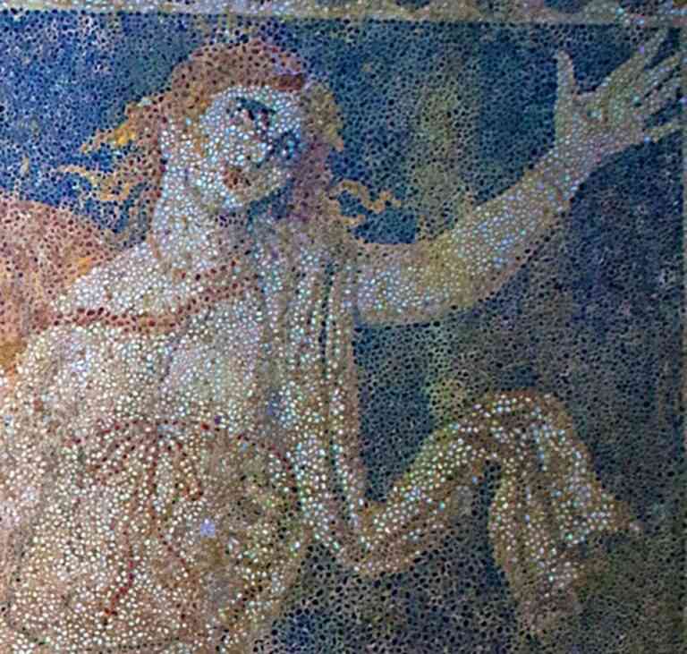 National Geographic: «Γυναίκα η ένοικος»