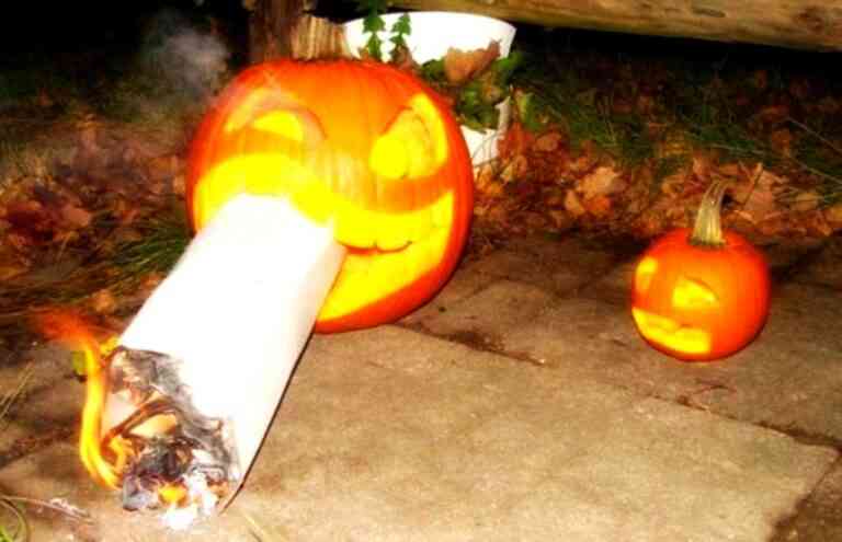 Κεράσματα με μαριχουάνα στο Halloween