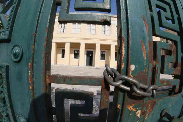 ΣΥΡΙΖΑ: «Το ΕΚΠΑ δεν είναι η ΝΕΡΙΤ»