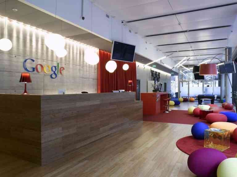 Οι δύο Έλληνες που παράτησαν την Google για να φτιάξουν το Sidebar