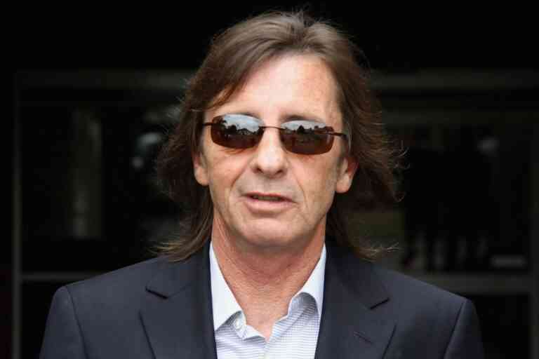 Ο ντράμερ των AC/DC κατηγορείται για φόνο