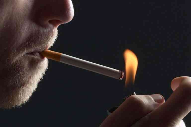 Υποχρεωτικές ετήσιες εξετάσεις για τους καπνιστές