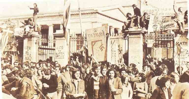 Τα φωτογραφικά ντοκουμέντα του Πολυτεχνείου