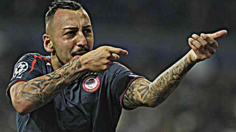 Η Μίλαν κοιτάζει Μήτρογλου