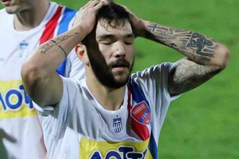 “X”αμένοι και οι δύο στη Νέα Σμύρνη