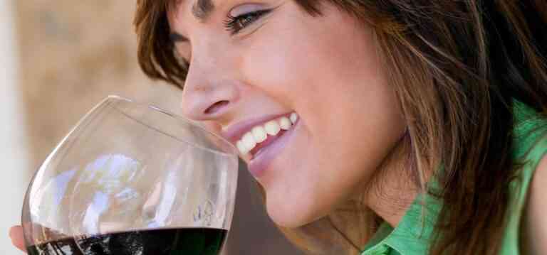 Το λίγο αλκοόλ είναι καλύτερο από το καθόλου