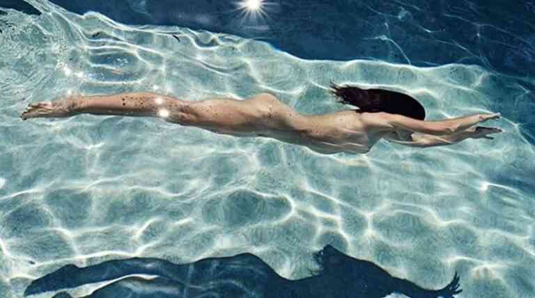 Hilary Swank: Sexy υποβρύχια αποκάλυψη