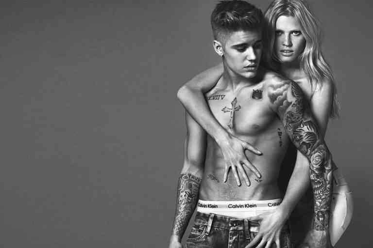 Ο Justin Bieber πρωταγωνιστεί στη νέα καμπάνια του Calvin Klein!