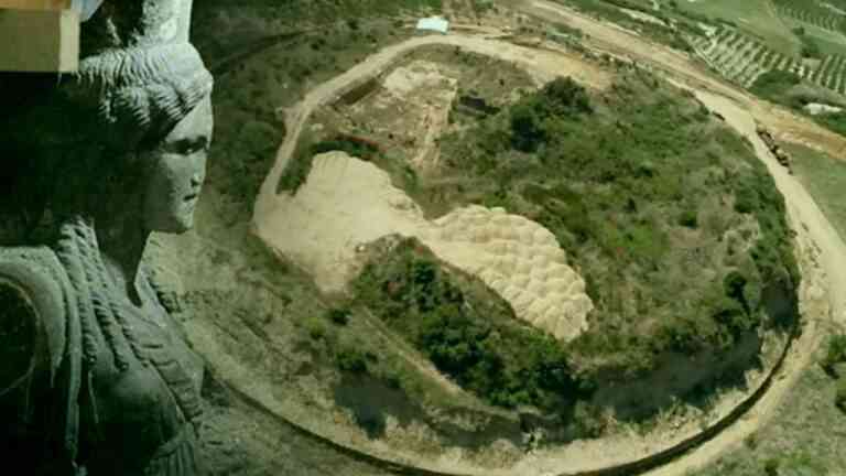 Αμφίπολη: Πιθανές ενδείξεις για θαμμένες αρχαιότητες από την “τομογραφία”