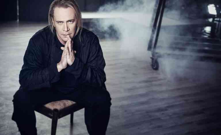 Στέφανος Κορκολής:… και νέα δισκογραφική δουλειά που αφορά τον Μίκη Θεοδωράκη