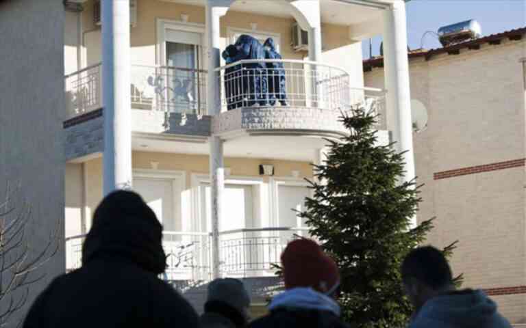 Διασωληνωμένος στο νοσοκομείο, ο 55χρονος δράστης του τριπλού φονικού