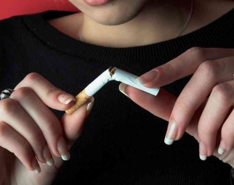 Διακοπή καπνίσματος: Συμβουλές για να μην παχύνετε