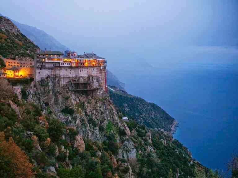 «Ημερολόγιον του Αγίου Όρους» για iPhone και Android!