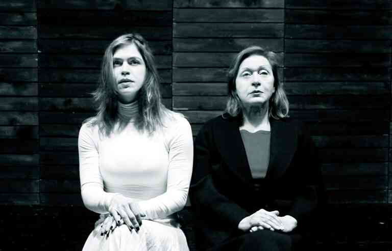 “Κάποιος να με φωνάξει” στο θέατρο Μεταξουργείο