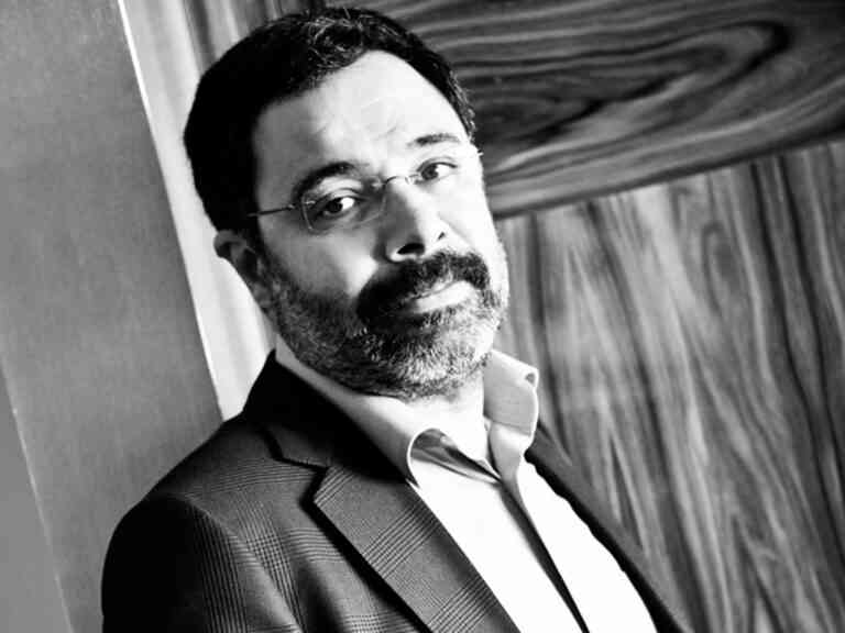 O Αχμέτ Ουμίτ στους “Συγγραφείς του Κόσμου στον ΙΑΝΟ”