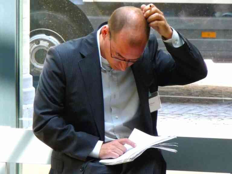 Όταν προσπαθούμε να θυμηθούμε κάτι, ξεχνάμε