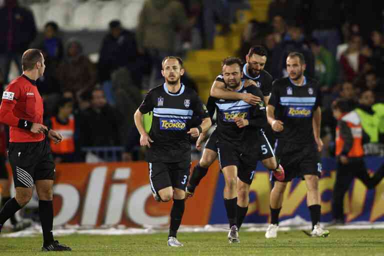 Ιστορική πρόκριση για τον Απόλλωνα Σμύρνης