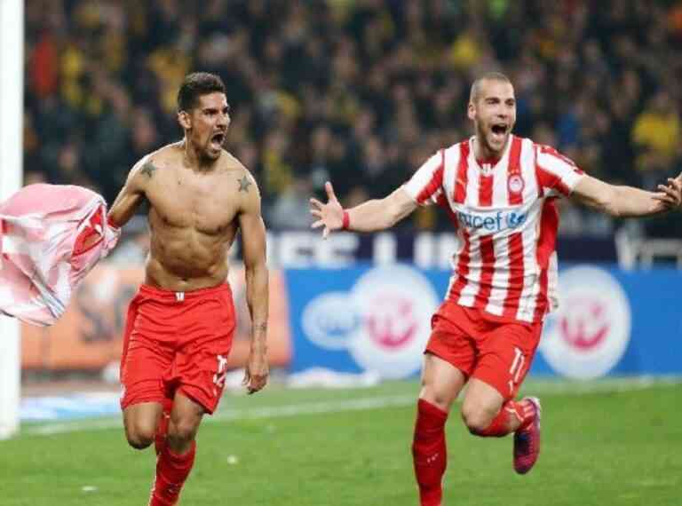 Διακοπή στο ΑΕΚ – Ολυμπιακός μετά το 0-1 στο 89′