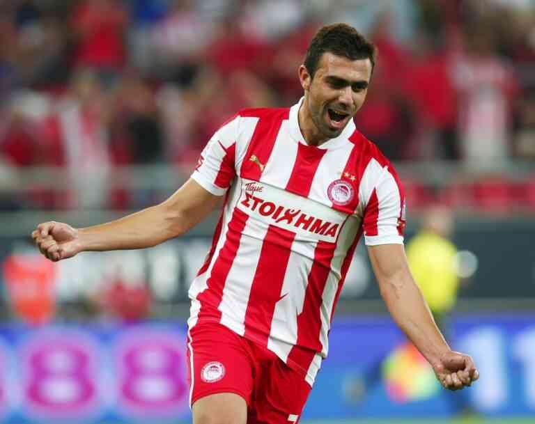 Ολυμπιακός: Επέκταση “δώρο” στον Μανιάτη