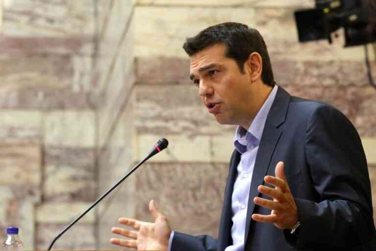 Ομιλία του πρωθυπουργού στη Βουλή: Στην κόψη του ξυραφιού