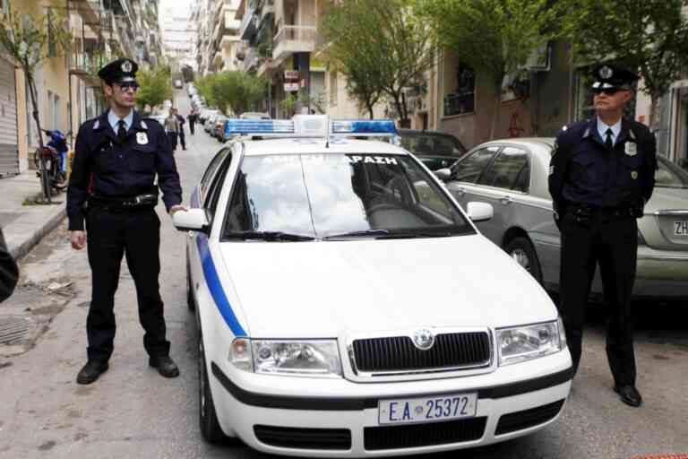 Θεσσαλονίκη: Του πήραν 35.000 ευρώ και μετά του έκαψαν το αυτοκίνητο