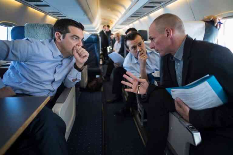 Στα σαγόνια του καρχαρία