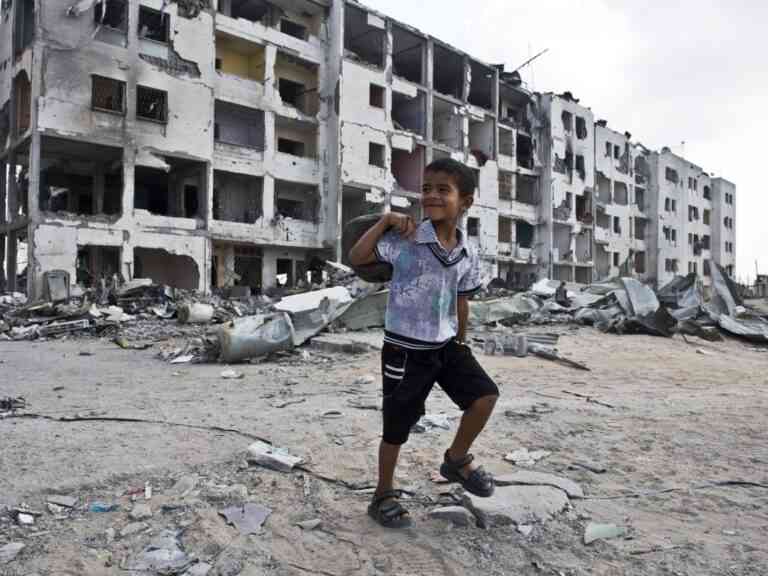 Λωρίδα της Γάζας: “Τα τάνκς χτυπούσαν στα τυφλά” [HAARETZ]