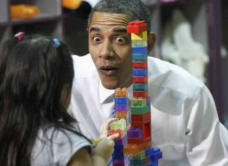 Κοριτσάκι έπεσε “ξερό” όταν είδε τον Ομπάμα