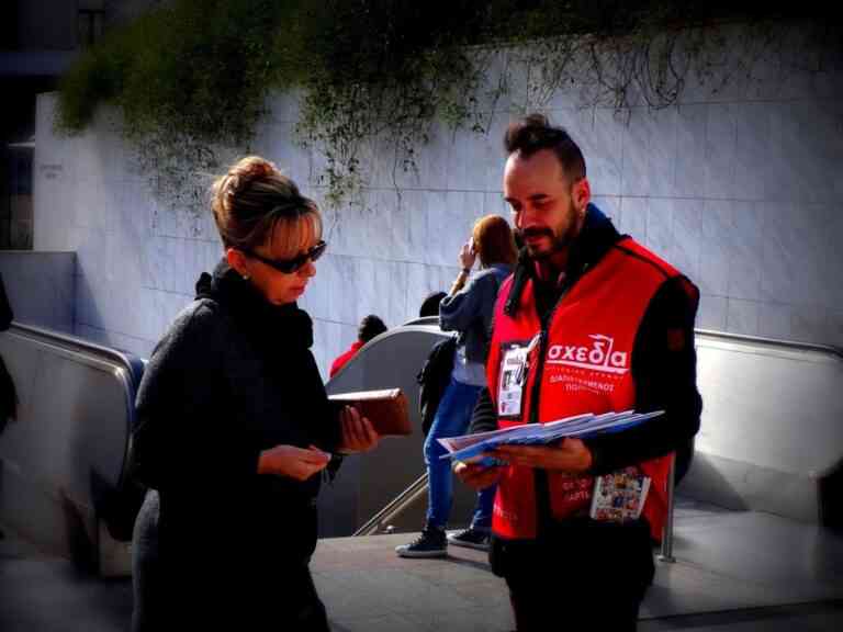 Πλήθος καλλιτεχνών στη συναυλία του περιοδικού “Σχεδία” στην Τεχνόπολη