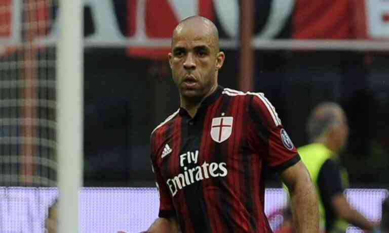 Προτάθηκε ο Άλεξ στον Ολυμπιακό