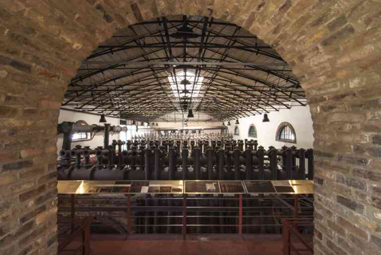 Το Θέατρο στο Βιομηχανικό Μουσείο Φωταερίου