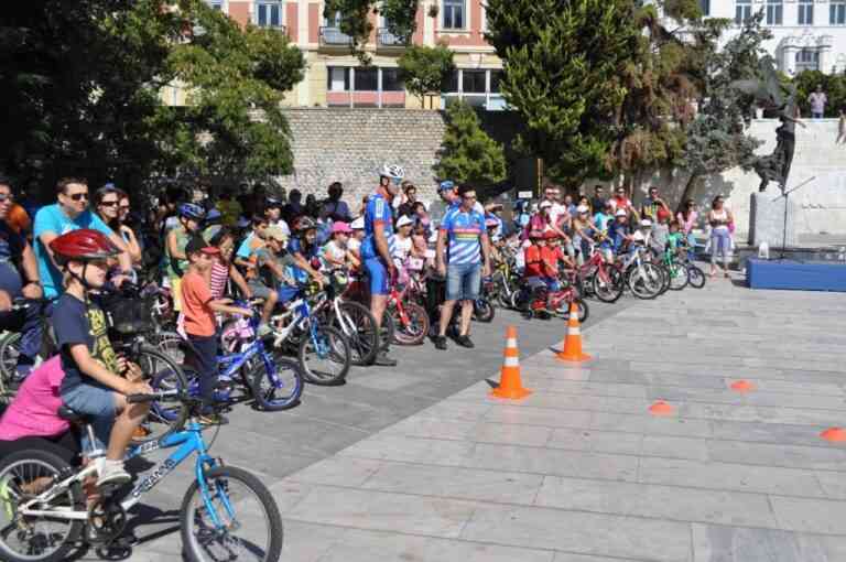 Θεσσαλονίκη: Ποδηλατοπορεία για την απόδοση των στρατοπέδων στις τοπικές κοινωνίες