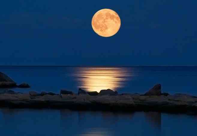 Πανσέληνος στους αρχαιολογικούς χώρους της β. Ελλάδας για κάθε μουσικό γούστο