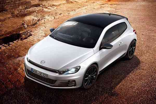 Νέα VW Scirocco GT Black Edition και R-Line Black Edition