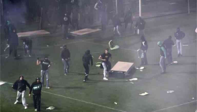 Μαύρη σελίδα για το ελληνικό ποδόσφαιρο: Ματαιώθηκε ο αγώνας Παναθηναϊκου – Ολυμπιακού