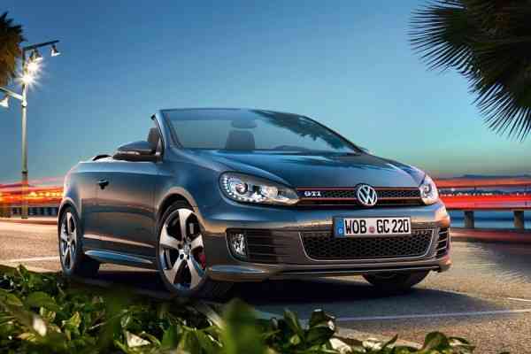 Ανανεωμένο Volkswagen Golf GTI Cabriolet 2.0 TSI 220 PS