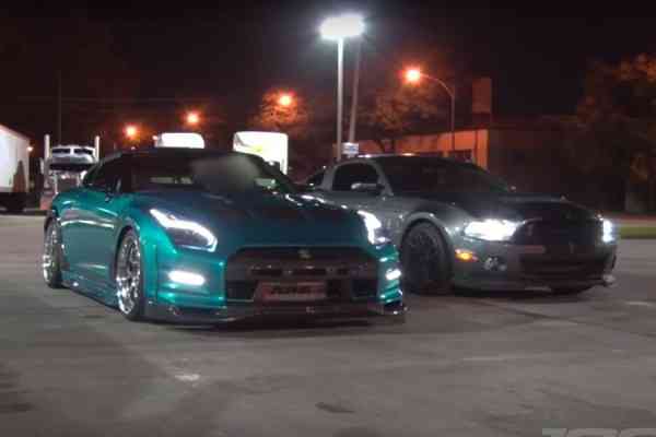 Κόντρες στους δρόμους του Σικάγο με Nissan GT-R 800 ίππων! (video)