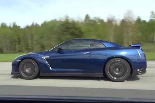 Σκληρή κόντρα μεταξύ Nissan GT-R και Porsche 911 GT3 (video)