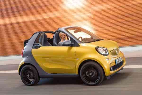 Τιμές νέου smart fortwo cabrio και της Mercedes S-Class Cabrio