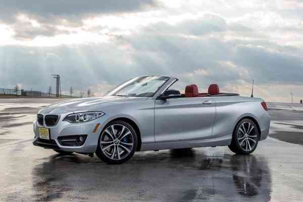 BMW Σειρά 2 Cabrio με μειωμένες τιμές και νέα 218i 1.5 λτ.