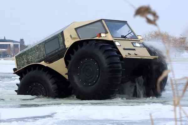 Μικρό ρώσικο αμφίβιο με ντίζελ κινητήρα 1.5 λτ. πάει παντού!