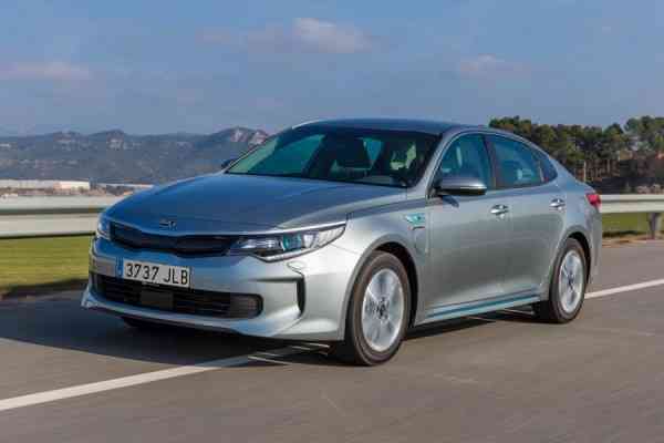 Υβριδικό Kia Optima με κατανάλωση 1,7 λτ./100 χλμ.!