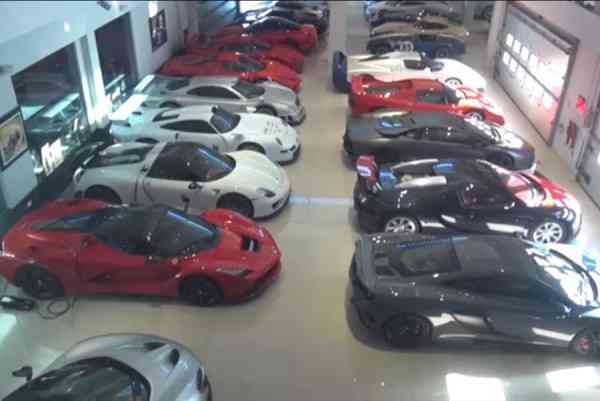 Απίστευτη συλλογή από supercars στο Μπαχρέιν (video)