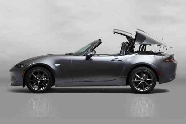 Νέο Mazda MX-5 RF με αναδιπλούμενη μεταλλική οροφή