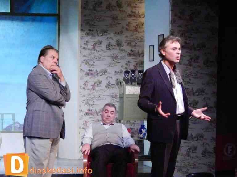 ΔΕΚΑ ΜΙΚΡΟΙ ΝΕΓΡΟΙ της Αγκάθα Κρίστι  σε σκηνοθεσία Γιώργου Φρατζεσκάκη