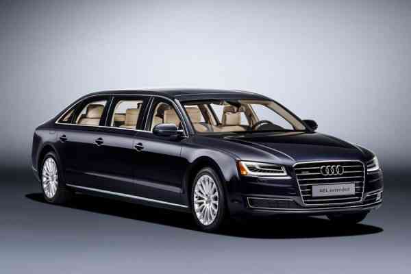 Λιμουζίνα Audi A8 L extended με 6 πόρτες και μήκος 6,36 μέτρων!