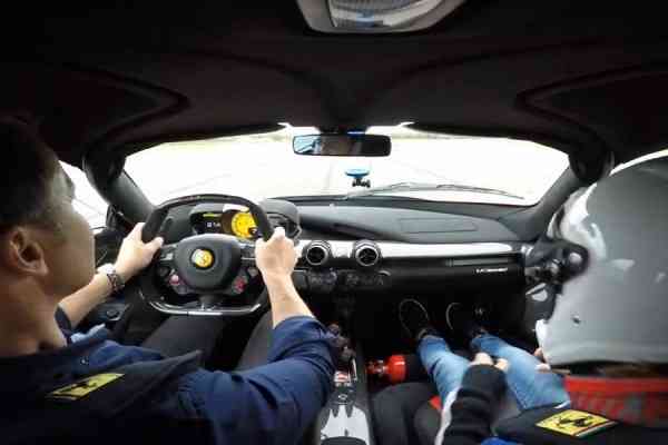 Επιτάχυνση στα 0-344 χλμ./ώρα με Ferrari LaFerrari σε χρόνο dt!